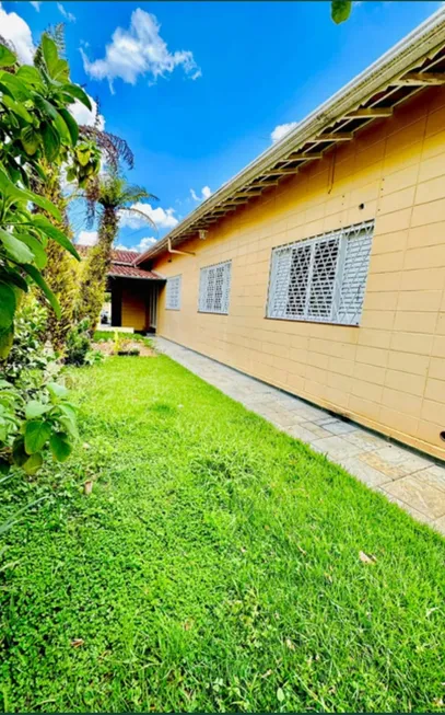 Foto 1 de Casa com 4 Quartos para alugar, 315m² em Nova Gardenia, Atibaia