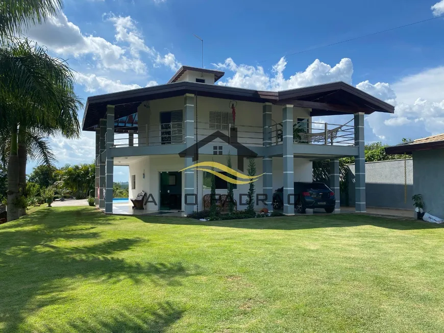 Foto 1 de Fazenda/Sítio com 3 Quartos à venda, 270m² em Area Rural de Artur Nogueira, Artur Nogueira