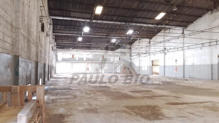 Foto 1 de Galpão/Depósito/Armazém para alugar, 8000m² em Piraporinha, Diadema