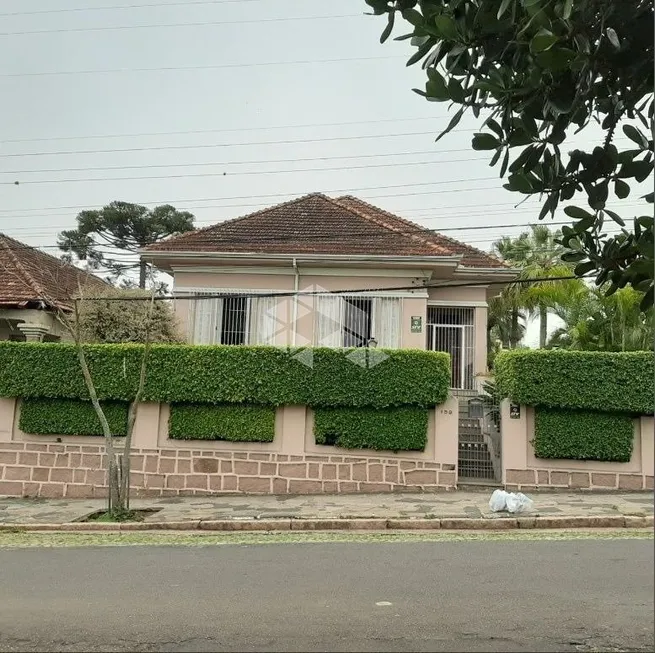 Foto 1 de Casa com 4 Quartos à venda, 250m² em Partenon, Porto Alegre