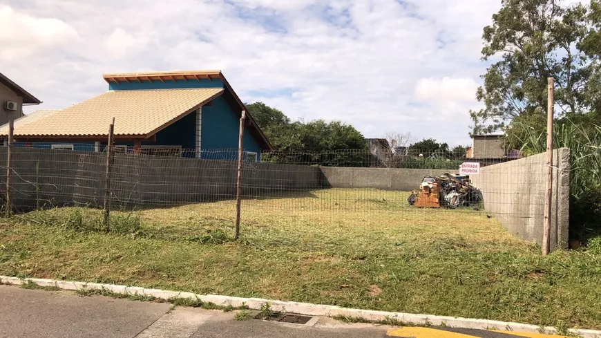 Foto 1 de Lote/Terreno à venda, 402m² em São João do Rio Vermelho, Florianópolis