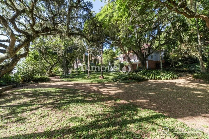 Foto 1 de Casa com 3 Quartos à venda, 450m² em Vila Conceição, Porto Alegre