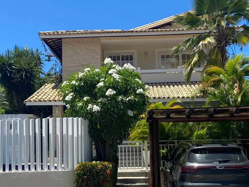 Foto 1 de Casa com 5 Quartos à venda, 336m² em Buraquinho, Lauro de Freitas