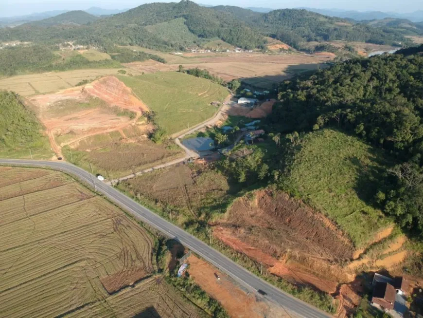 Foto 1 de Lote/Terreno à venda, 61750m² em Figueirinha, Guaramirim