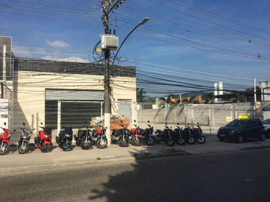 Foto 1 de Galpão/Depósito/Armazém para alugar, 400m² em Campo Grande, Rio de Janeiro