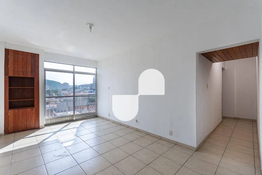 Foto 1 de Apartamento com 2 Quartos à venda, 80m² em Olaria, Rio de Janeiro