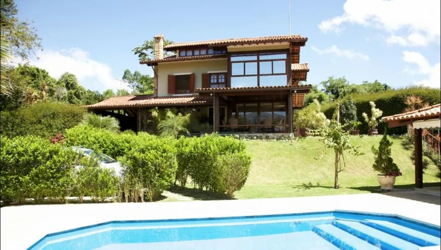 Foto 1 de Casa com 3 Quartos à venda, 1100m² em Itaipava, Petrópolis