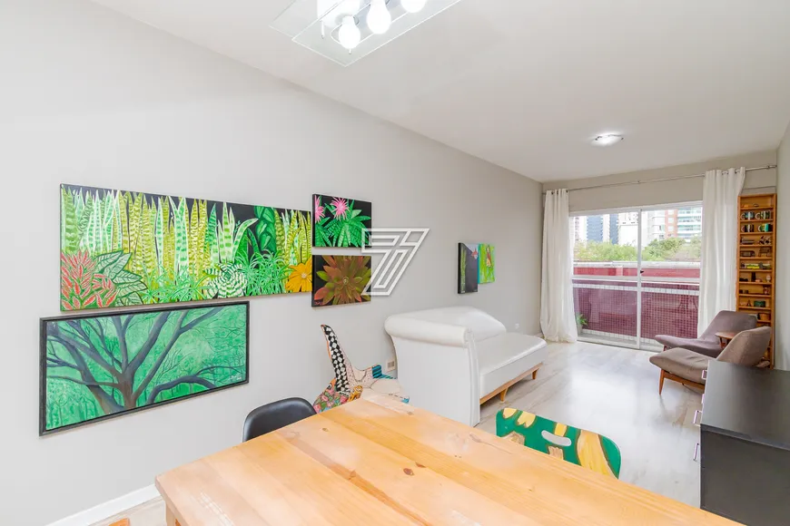 Foto 1 de Apartamento com 3 Quartos à venda, 88m² em Água Verde, Curitiba