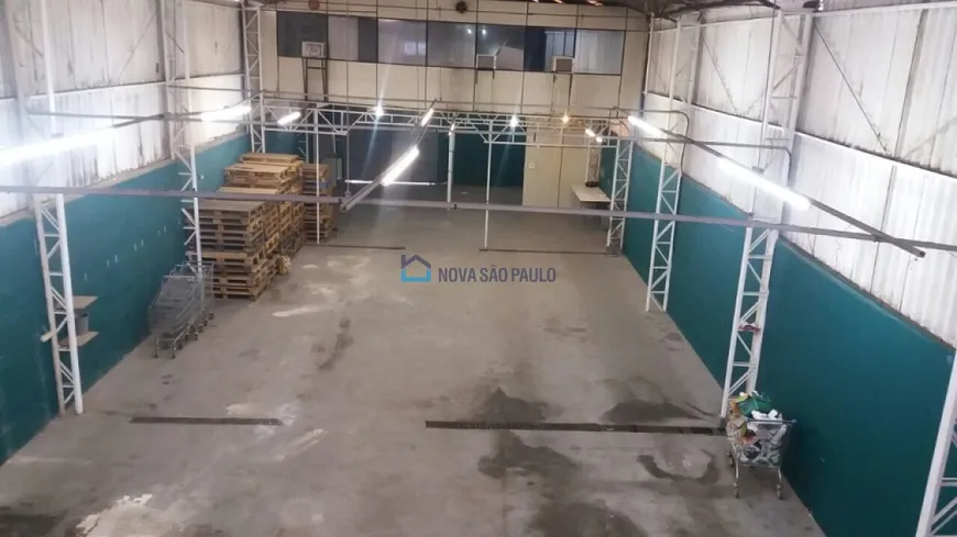 Foto 1 de Galpão/Depósito/Armazém à venda, 600m² em Vila Água Funda, São Paulo