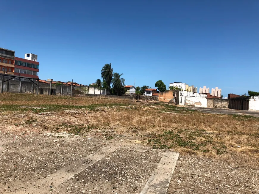 Foto 1 de Lote/Terreno à venda, 15693m² em Presidente Kennedy, Fortaleza