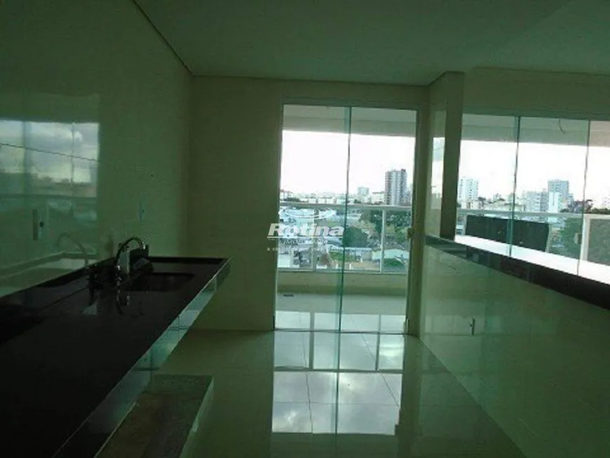 Foto 1 de Apartamento com 3 Quartos à venda, 114m² em Carajas, Uberlândia