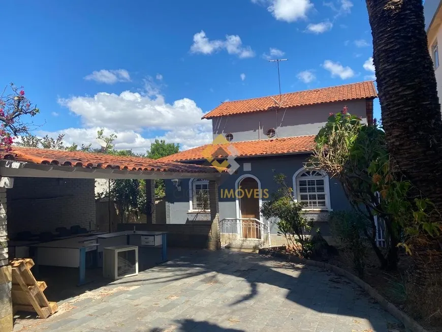 Foto 1 de Casa com 4 Quartos à venda, 360m² em Liberdade, Belo Horizonte
