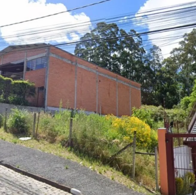 Foto 1 de Lote/Terreno à venda, 420m² em Cinquentenário, Caxias do Sul