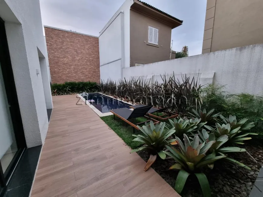 Foto 1 de Casa com 4 Quartos à venda, 450m² em Jardim Paulista, São Paulo