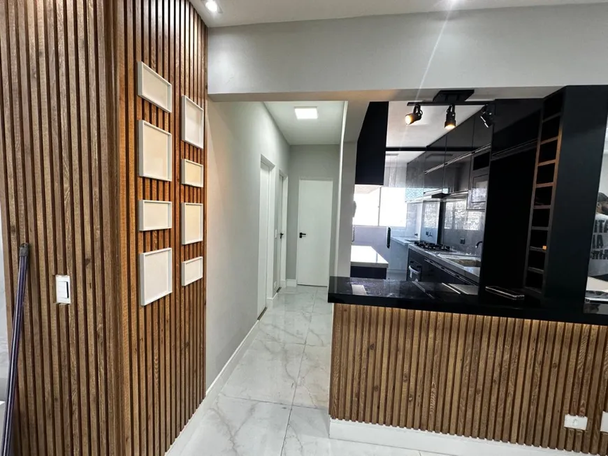 Foto 1 de Apartamento com 2 Quartos à venda, 56m² em Jardim Independência, Embu das Artes