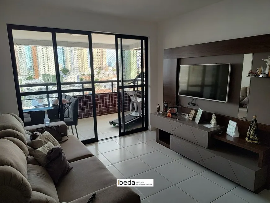 Foto 1 de Apartamento com 3 Quartos à venda, 110m² em Candelária, Natal