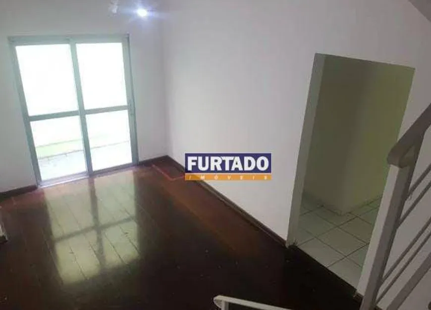 Foto 1 de Sobrado com 4 Quartos à venda, 262m² em Vila Guiomar, Santo André