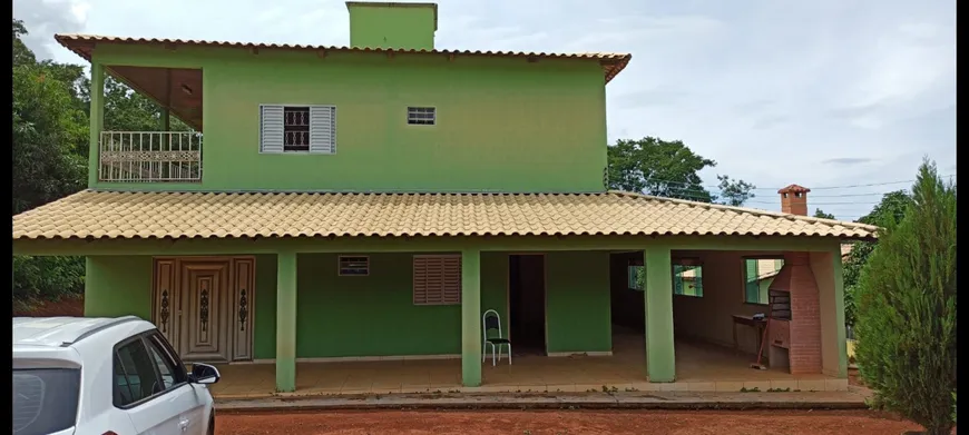 Foto 1 de Fazenda/Sítio com 3 Quartos à venda, 350m² em , Caldazinha