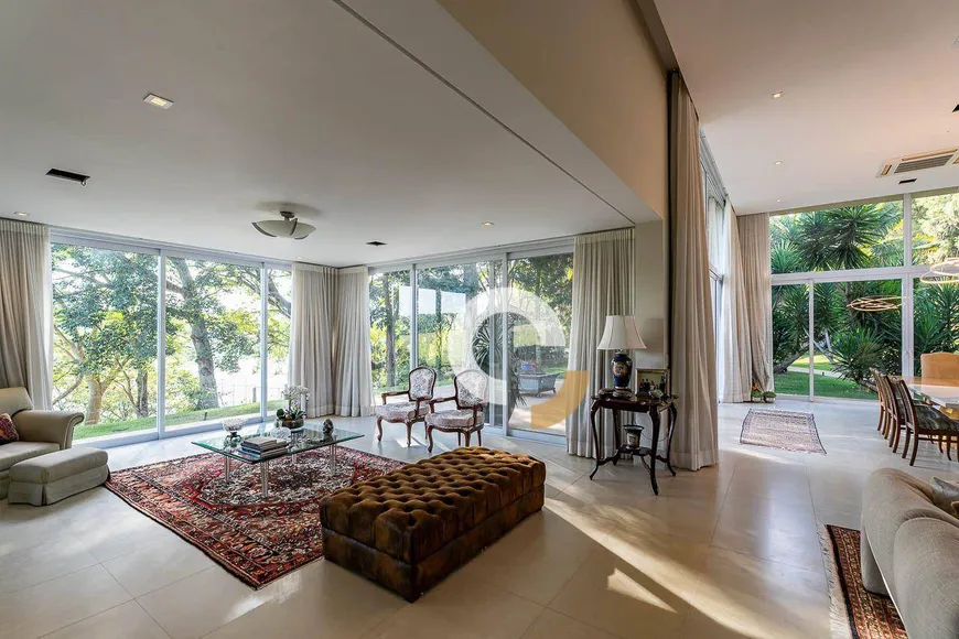 Foto 1 de Casa de Condomínio com 3 Quartos à venda, 410m² em Sousas, Campinas