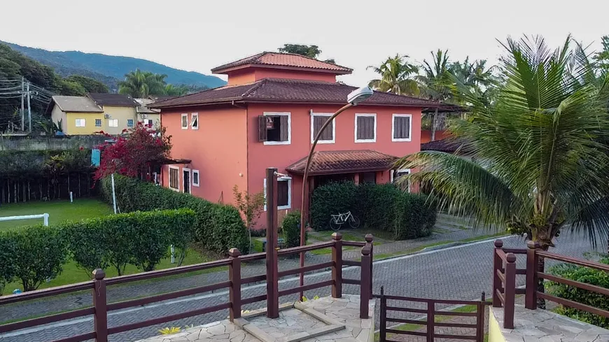 Foto 1 de Casa de Condomínio com 3 Quartos à venda, 120m² em Portal de Paraty, Paraty