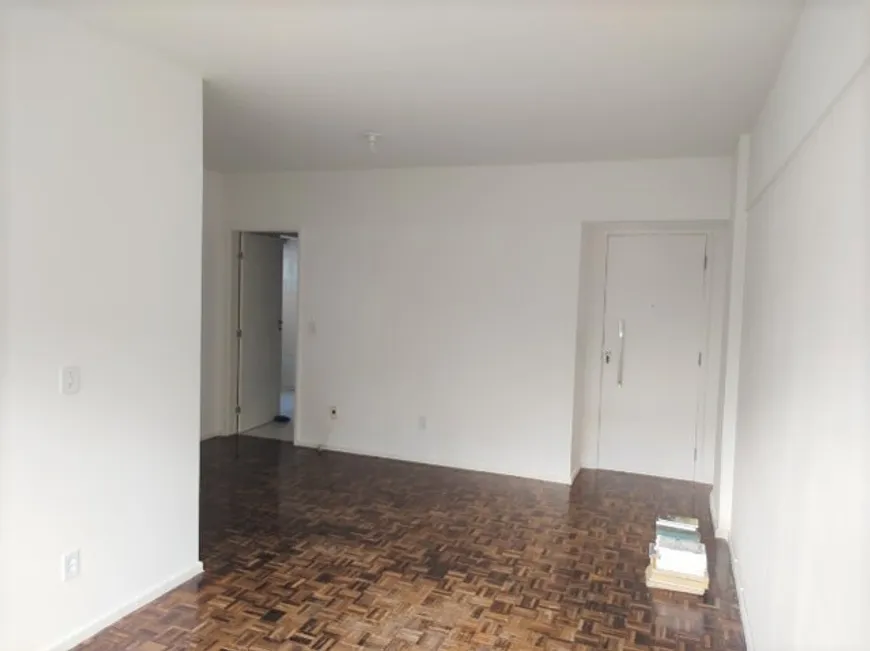 Foto 1 de Apartamento com 3 Quartos à venda, 135m² em Pituba, Salvador