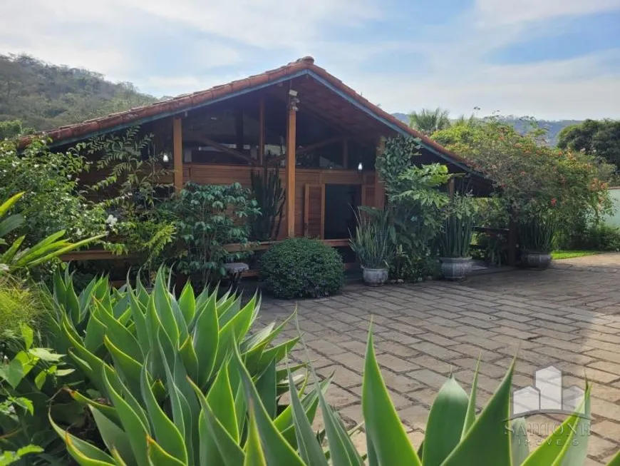 Foto 1 de Casa com 2 Quartos à venda, 500m² em Secretário, Petrópolis