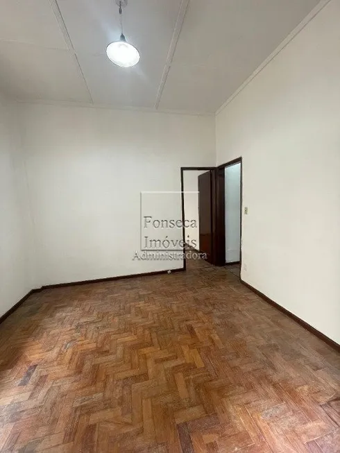 Foto 1 de Apartamento com 2 Quartos para alugar, 58m² em Centro, Petrópolis