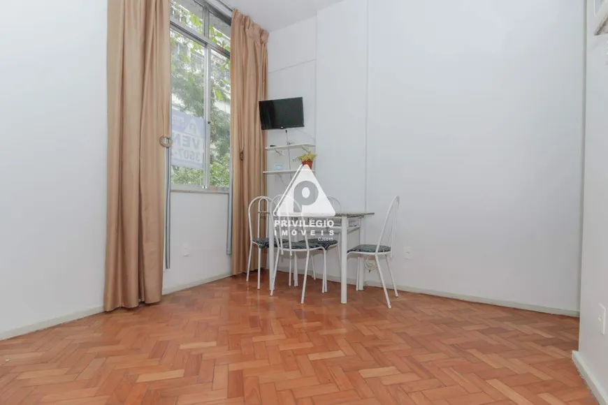 Foto 1 de Apartamento com 1 Quarto à venda, 38m² em Copacabana, Rio de Janeiro