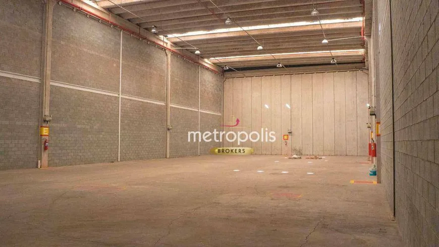 Foto 1 de Galpão/Depósito/Armazém para alugar, 1350m² em Vila Jaguara, São Paulo