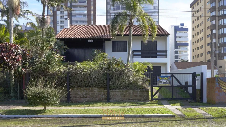 Foto 1 de Casa com 5 Quartos à venda, 260m² em Praia Grande, Torres