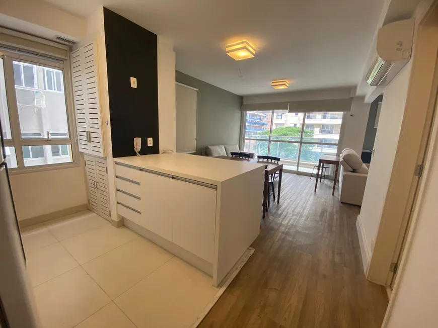 Foto 1 de Apartamento com 2 Quartos para venda ou aluguel, 65m² em Jardim Paulista, São Paulo