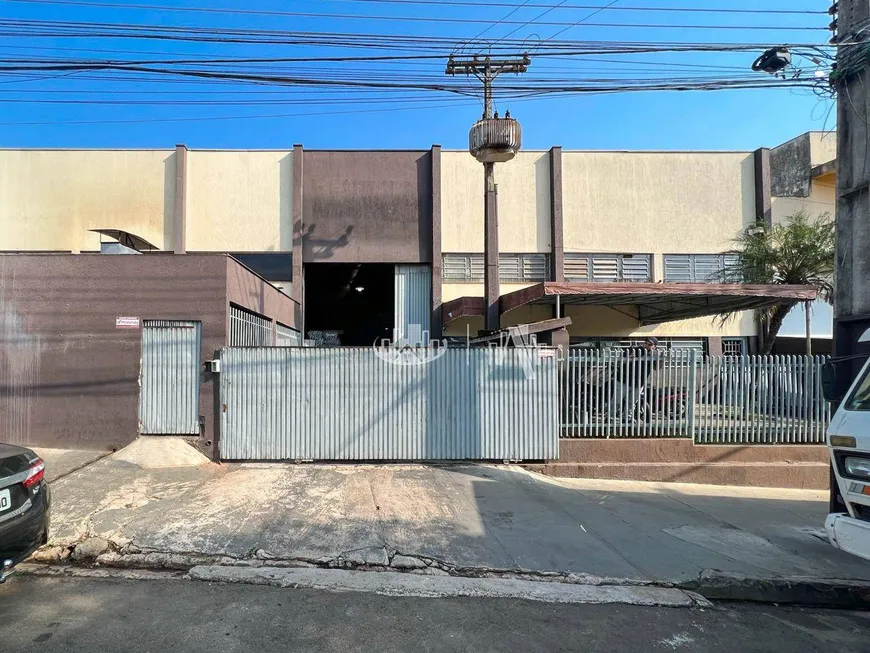 Foto 1 de Galpão/Depósito/Armazém à venda, 600m² em Igapo, Londrina