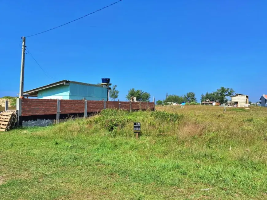 Foto 1 de Lote/Terreno à venda, 300m² em Sumaré, Balneário Gaivota