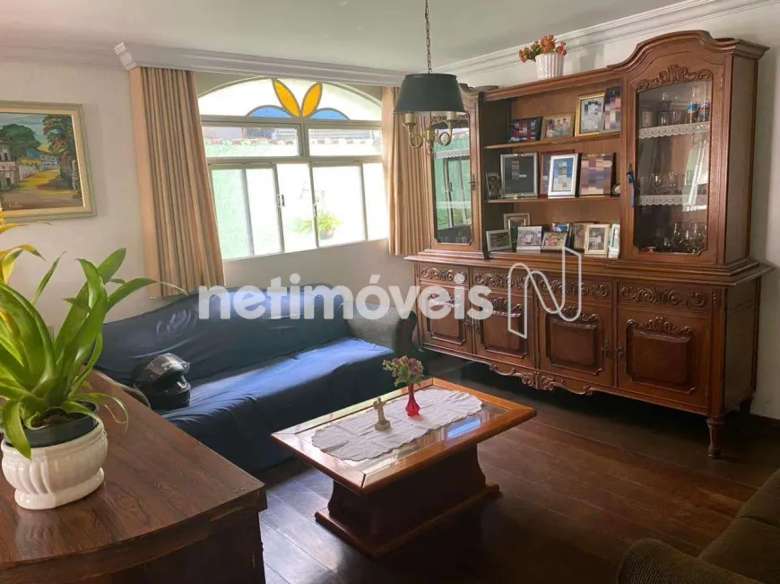 Foto 1 de Casa com 5 Quartos à venda, 397m² em Concórdia, Belo Horizonte