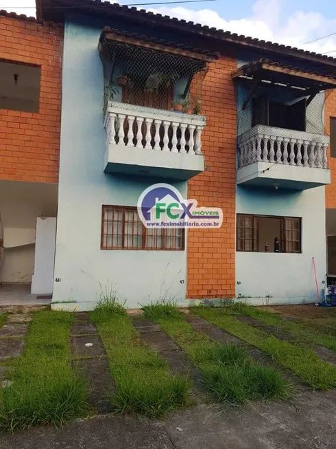 Foto 1 de Casa de Condomínio com 2 Quartos à venda, 57m² em Cibratel II, Itanhaém