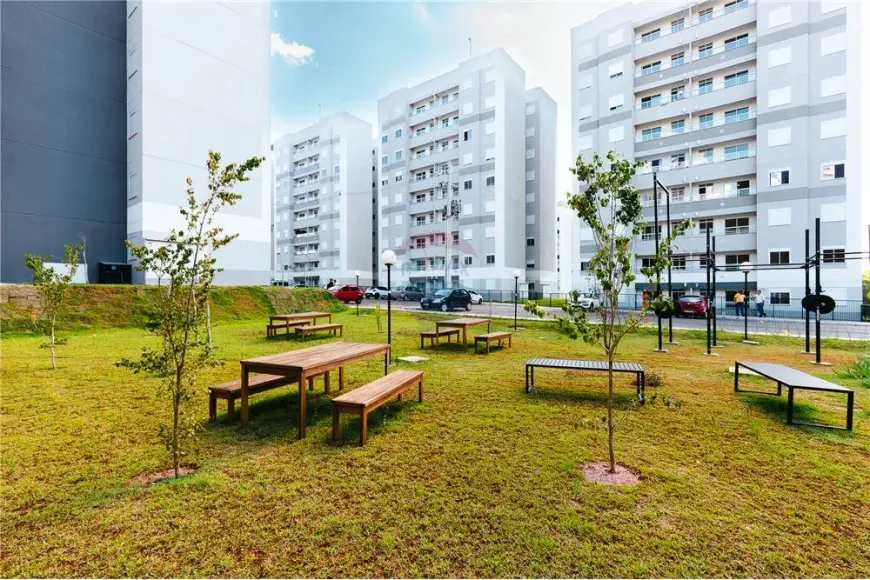 Foto 1 de Apartamento com 3 Quartos à venda, 54m² em Vila Rio Branco, Jundiaí