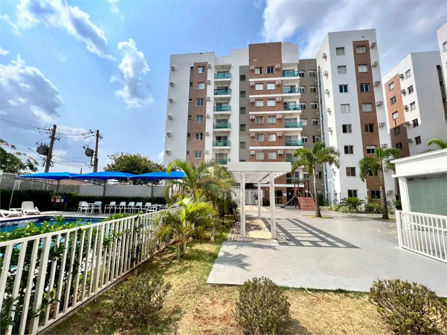 Foto 1 de Apartamento com 3 Quartos à venda, 70m² em Tiradentes, Campo Grande
