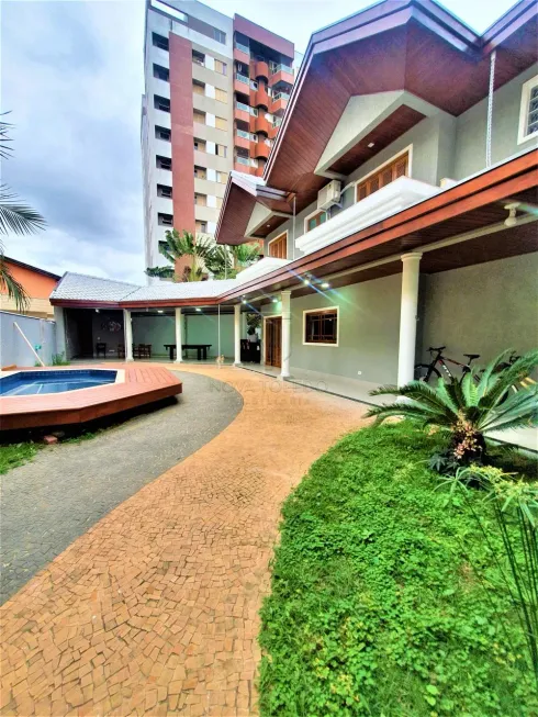 Foto 1 de Casa de Condomínio com 6 Quartos à venda, 360m² em Parque Residencial Aquarius, São José dos Campos