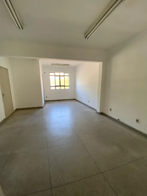 Foto 1 de Ponto Comercial para alugar, 30m² em Cocaia, Guarulhos