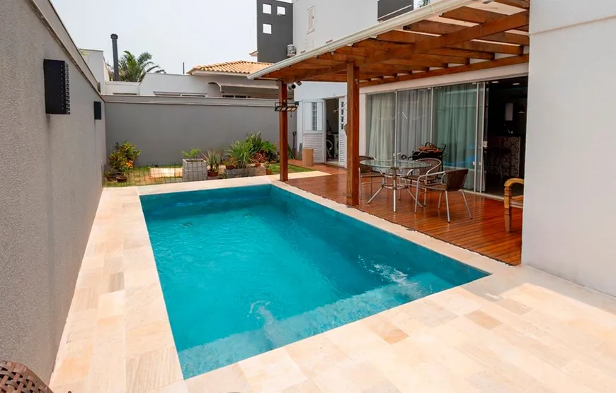 Foto 1 de Casa de Condomínio com 4 Quartos à venda, 327m² em Catuaí, Londrina