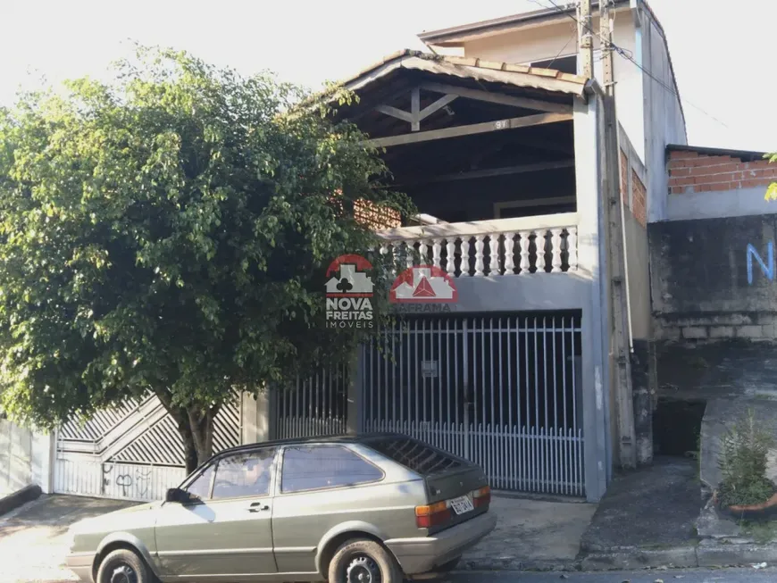 Foto 1 de Casa com 4 Quartos à venda, 168m² em Jardim Torrao De Ouro, São José dos Campos