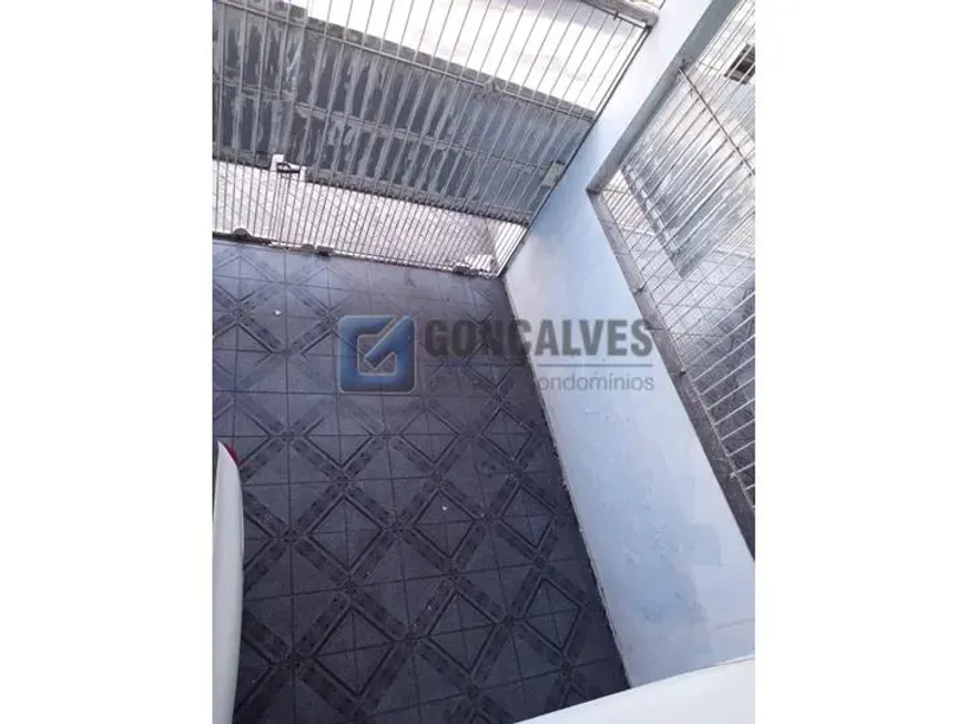 Foto 1 de Casa com 2 Quartos para alugar, 80m² em Baeta Neves, São Bernardo do Campo