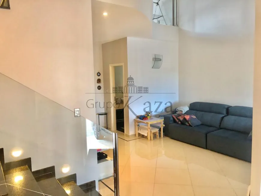 Foto 1 de Casa de Condomínio com 4 Quartos à venda, 241m² em Urbanova V, São José dos Campos