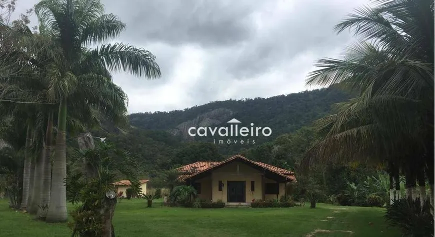 Foto 1 de Fazenda/Sítio com 4 Quartos à venda, 250m² em São José de Imbassai, Maricá