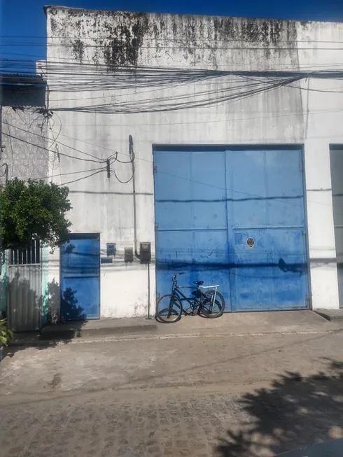 Foto 1 de Galpão/Depósito/Armazém com 2 Quartos para alugar, 200m² em São José, Recife