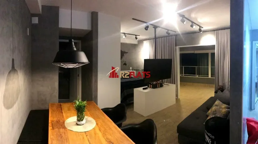 Foto 1 de Apartamento com 1 Quarto à venda, 48m² em Campo Belo, São Paulo