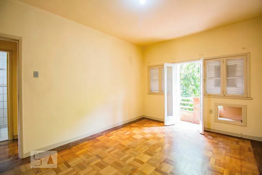 Foto 1 de Apartamento com 2 Quartos à venda, 67m² em Petrópolis, Porto Alegre