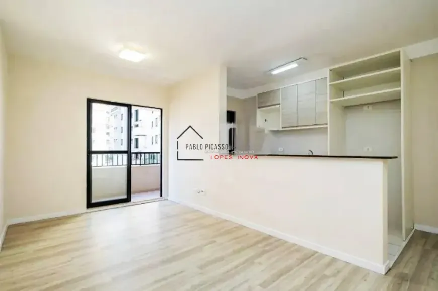 Foto 1 de Apartamento com 2 Quartos à venda, 59m² em Mercês, Curitiba