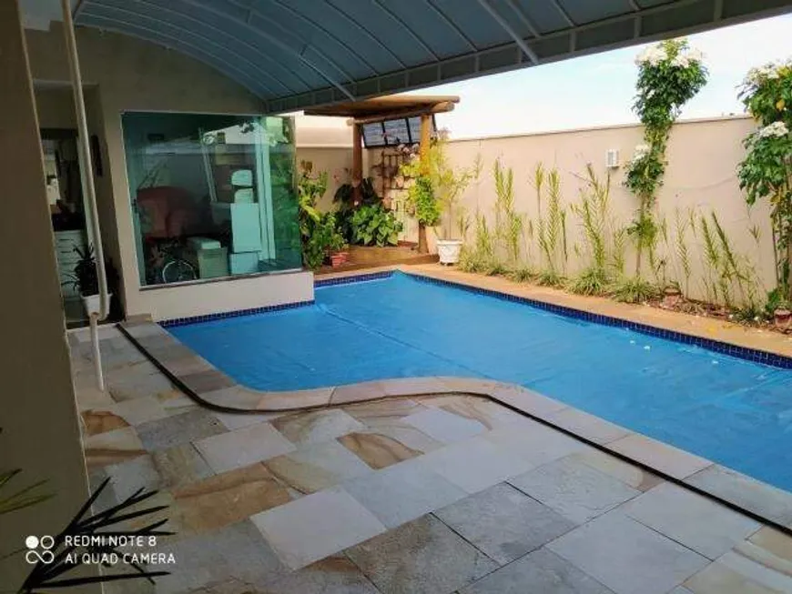 Foto 1 de Casa de Condomínio com 3 Quartos para alugar, 290m² em Alto Umuarama, Uberlândia