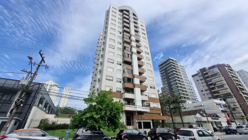 Foto 1 de Apartamento com 2 Quartos para alugar, 74m² em Centro, Joinville